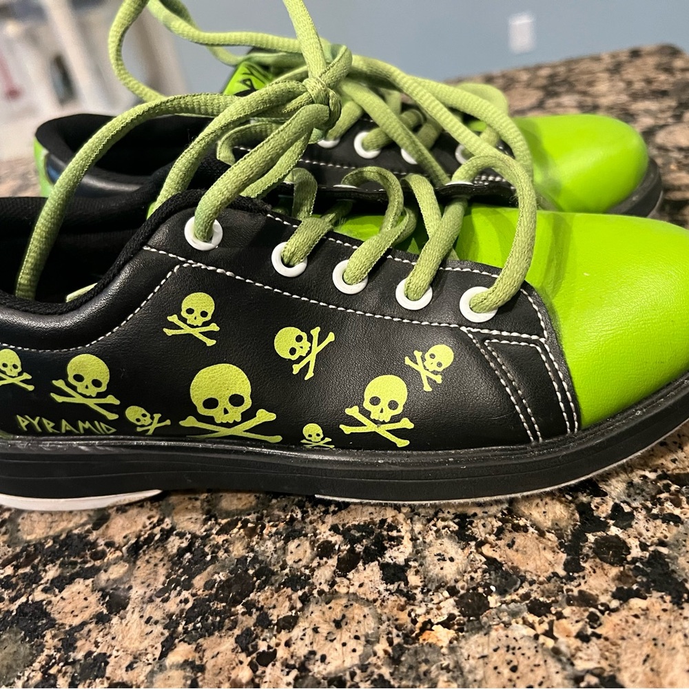 Youth Bowling Shoes